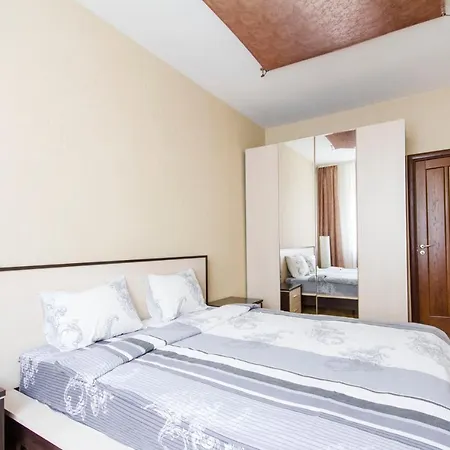 2-Ух Комнатная Квартира С Двумя Спальнями По Пр. Независимости 13 Apartament Mińsk